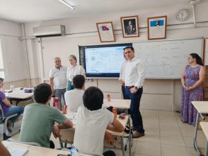 Nazilli Kaymakamı, Yetiştirme ve Destekleme kursunu ziyaret etti.