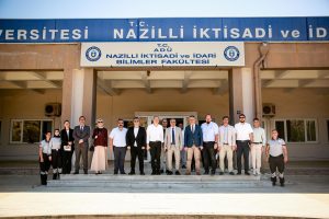 ADÜ rektörü Nazilli İİBF’yi ziyaret etti.