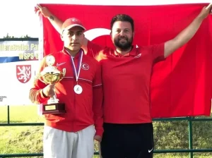 Aydın’ın gururu: Babasıyla avlanırken keşfedildi, Dünya şampiyonu oldu!