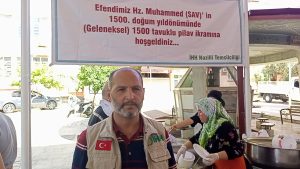 PEYGAMBERİMİZİN 1500.DOĞUM YILDÖNÜMÜ MÜNASEBETİYLE 1500 KİŞİLİK PİLAV HAYRI YAPILDI.