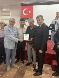 NAZİLLİ’DE; ÜNLÜ ÇORBACI, YILIN AHİSİ SEÇİLDİ.