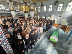 Nazilli ilçesinde Şirinevler Mahallesinde çıkan yangın faciasında yaşamını yitiren Makbule İlhan son yolculuğuna uğurlandı.